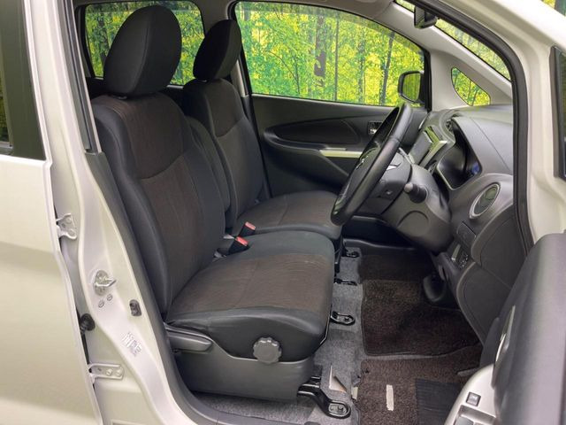 �^�]�ȃV�[�g���͎g�p�������Ȃ��A�ǍD�ȏ�ԂƂȂ��Ă��܂��B���J�Ɏg���Ă������Ƃ��悭�킩��܂��ˁB