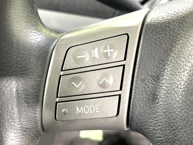 �y�X�e�A�����O�X�C�b�`�z�^�]���A�O������ڐ������炷���ƂȂ��A�I�[�f�B�I���̑��삪�\�ȕ֗��@�\!���S&���K�ȃh���C�u�����o���Ă���܂���