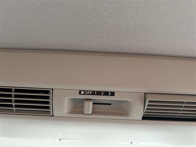 �[�ԑO�ɓ��O���̃N���[�j���O���������܂��B�e��R�[�e�B���O(�ʓr�L��)�����p�ӂ��Ă���܂��̂ŁA���񂲑��k���������B