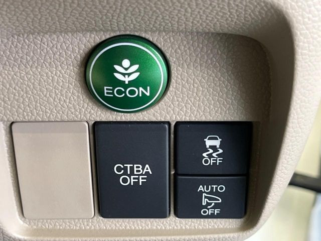 �y�V�e�B�u���[�L�A�N�e�B�u�V�X�e���z�ᑬ���s���ɑO���̎ԗ�����F�����A�Փ˂������Ȏ��͌x��ƃu���[�L�ŏՓˉ���Ɣ�Q�y�����A�V�X�g�B�����S�Ƀh���C�u�����y���݂��������܂��B