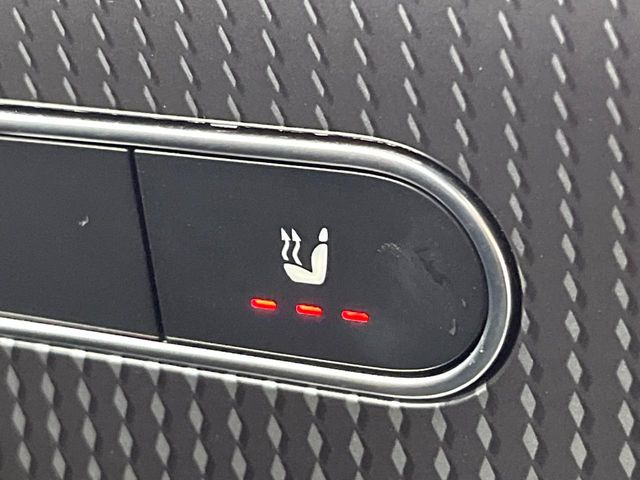 ���t�����g�V�[�g�q�[�e�B���O:�^�]�ȁE����ȋ��ɎO�i�K�Œ��߂��\�ȃV�[�g�q�[�^�[�𑕔����Ă���܂��B�G�߂��킸���K�ɂ��g�p���������܂��B