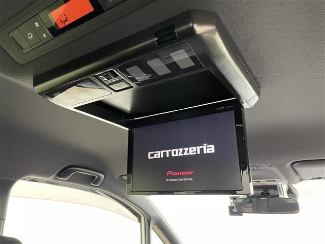 ヴォクシー1.8 ハイブリッド ZS 煌III