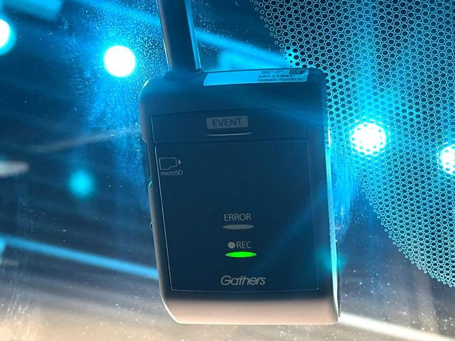 �y�h���C�u���R�[�_�[�z�h���C�u���R�[�_�[����!���s���͂������A������^�]�⎖�̂ɑ��������ہA�f���ŋL�^���A����̃��X�N�ɔ����܂��B���L�^�pSD�J�[�h�͂��q�l�����g�ł��������������K�v������܂��B