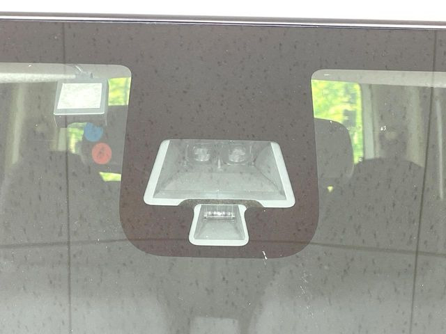 �y�O�He-Assist�z���s���ɑO���̎ԗ�����F�����A�Փ˂������Ȏ��͌x��ƃu���[�L�ŏՓˉ���Ɣ�Q�y�����A�V�X�g�B�����S�Ƀh���C�u�����y���݂��������܂��B