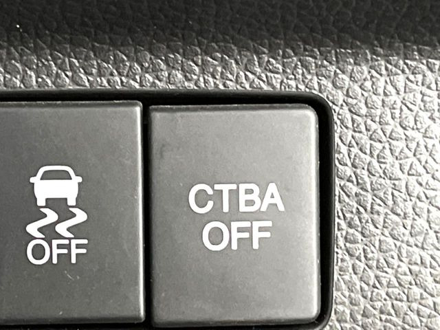 �y�V�e�B�u���[�L�A�N�e�B�u�V�X�e���z�ᑬ���s���ɑO���̎ԗ�����F�����A�Փ˂������Ȏ��͌x��ƃu���[�L�ŏՓˉ���Ɣ�Q�y�����A�V�X�g�B�����S�Ƀh���C�u�����y���݂��������܂��B