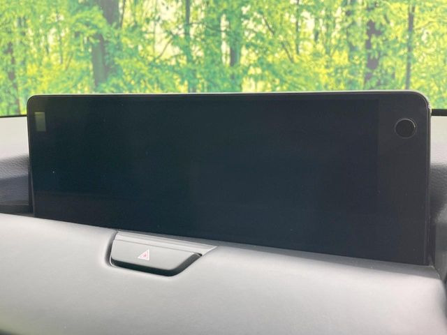 �y�}�c�_�R�l�N�g�i�r�z�ԓ��̕��͋C�Ƀ}�b�`������̌^�^�C�v�̃i�r�B�e����q�ݒ��Bluetooth�Đ����A�l�X�ȋ@�\���y���߂܂��B�����I�ȃ_�C�������삪�\�ŁA�g��������ǍD�ł��B