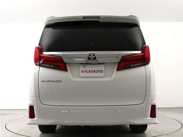 前後ドライブレコーダーもお取り付けできます!安心安全なカーライフには必需品ですね!