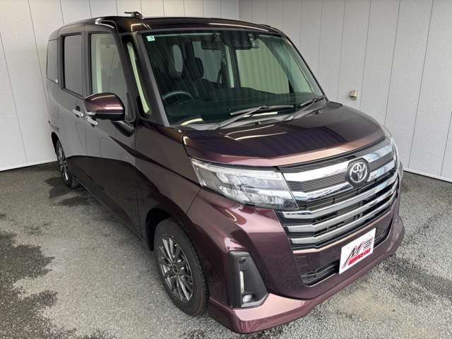 ���ʎԂ́u�T�[�r�X�J�[�G���Y �{�X�v�A�y�����Ԃ́u�T�[�r�X�J�[�G���Y �����X�v���炨�T�������܂��B