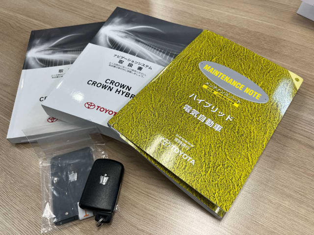 クラウンハイブリッド 2.5 ロイヤルサルーンG