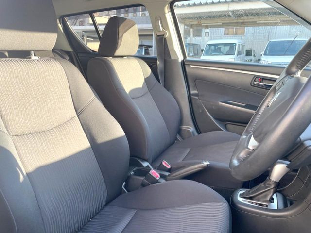 �^�]�Ȃ܂��ɂ͏\���ȃX�y�[�X������A�啿�ȕ��ł��������^�]���Ă�����������ł��B