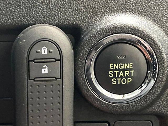 �y�X�}�[�g�L�[�z�J�o����|�P�b�g�ɓ��ꂽ�܂܂ł��h�A�̎{���E�������\�ȃX�}�[�g�L�[�𑕔��B�G���W���̃I���E�I�t�����J�M�����o���K�v����������Ƃ��Ă��֗��ł���