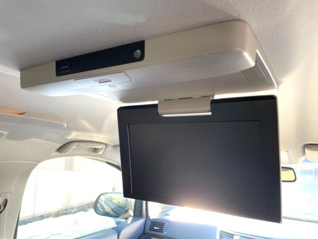 ヴェルファイア2.4 Z ゴールデンアイズII