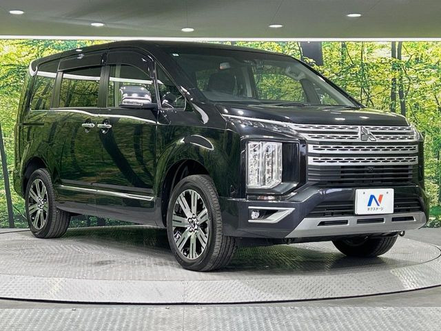 高透明度のガラス皮膜で撥水はもちろん、上質なツヤ・光沢を実現。紫外線や酸性雨から大切な愛車を保護し、色あせ・劣化を防止。「弾スプラッシュコート」、「弾プリミッサコート」からお選びいただけます。