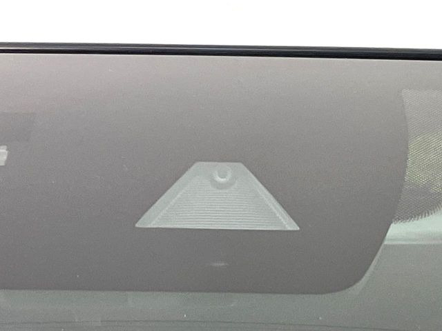 �y�X�}�[�g�V�e�B�u���[�L�T�|�[�g�z�ᑬ���s���ɑO���̎ԗ�����F�����A�Փ˂������Ȏ��͌x��ƃu���[�L�ŏՓˉ���Ɣ�Q�y�����A�V�X�g�B�����S�Ƀh���C�u�����y���݂��������܂��B