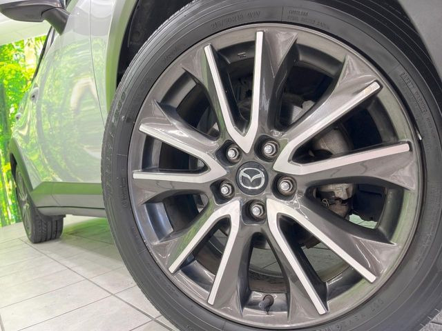 �y����18�C���`�A���~�z�C�[���z�O�ςɃ}�b�`���������A���~�z�C�[���𑕒����Ă���܂��B�e��ЊO�A���~�z�C�[����A�X�^�b�h���X�^�C�����戵�����Ă���܂��B���񂲑��k����������