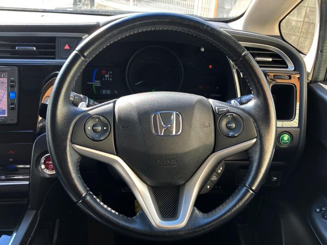 �������̊v�����n���h���ł��􍂋����̂��錩���ڂɁA�n���h�����O�̑����A����₷���������ł���