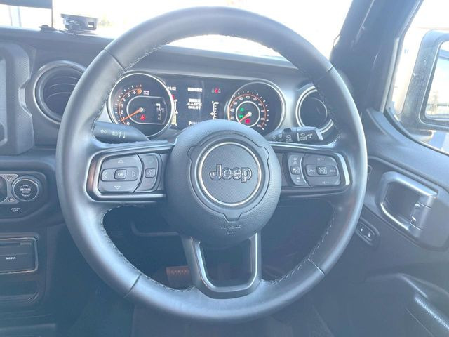 ���n���h�����̃X�������Ȃ��A���ꂢ�ȏ�Ԃ��ێ����Ă���܂��B�e�X�C�b�`���̓�����m�F�ς݂ł��B