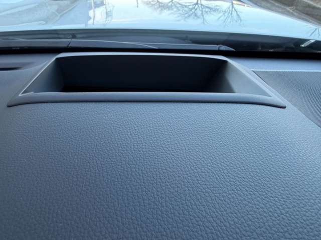 �J���[�w�b�h�A�b�v�f�B�X�v���C(�t�����g�K���X�ɉ^�]�ɕK�v�ȏ�񂪉f���o����܂�)