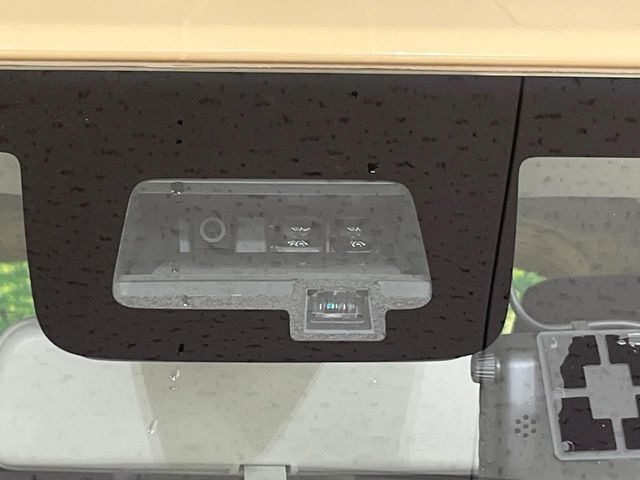 �y�X�Y�L �Z�[�t�e�B�T�|�[�g�z���s���ɑO���̎ԗ�����F�����A�Փ˂������Ȏ��͌x��ƃu���[�L�ŏՓˉ���Ɣ�Q�y�����A�V�X�g�B�����S�Ƀh���C�u�����y���݂��������܂��B