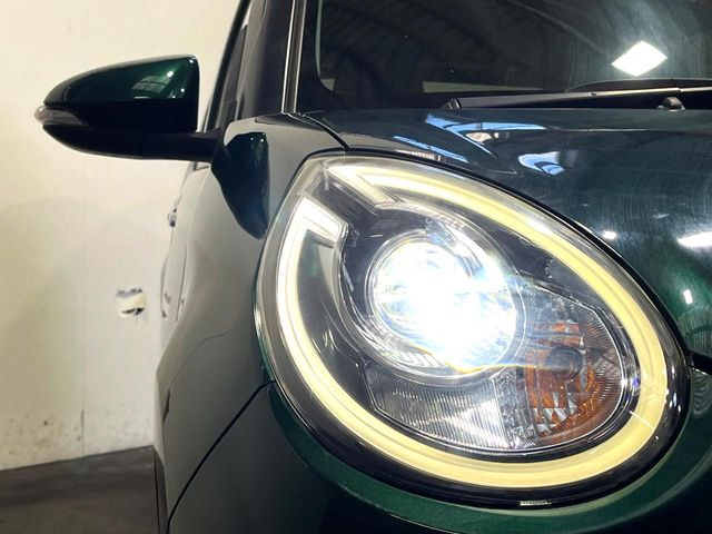 �yLED�w�b�h���C�g�z���V����ԑ��s�����ǍD�Ȏ��E���m�ۂ����S���ĉ^�]�ł��鍂�P�xLED�w�b�h���C�g�𑕔�!�_�����x�������A����d�͂��}�����Ă��܂��B