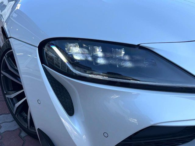 �y6����LED�w�b�h���C�g�z�X�^�C���b�V���Ȍ����ڂ�6����LED�w�b�h���C�g�𑕔���X�^�C�������łȂ��A��Ԃ̑��s�����E�ǍD�ň��S���Ă���肢�������܂��B