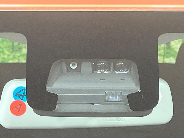 �y�X�Y�L �Z�[�t�e�B�T�|�[�g�z���s���ɑO���̎ԗ�����F�����A�Փ˂������Ȏ��͌x��ƃu���[�L�ŏՓˉ���Ɣ�Q�y�����A�V�X�g�B�����S�Ƀh���C�u�����y���݂��������܂��B