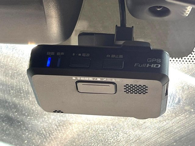 �y�h���C�u���R�[�_�[�z�h���C�u���R�[�_�[����!���s���͂������A������^�]�⎖�̂ɑ��������ہA�f���ŋL�^���A����̃��X�N�ɔ����܂��B���L�^�pSD�J�[�h�͂��q�l�����g�ł��������������K�v������܂��B