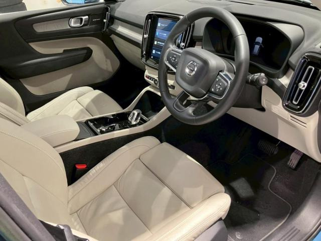 XC40アルティメット B4 AWD 4WD