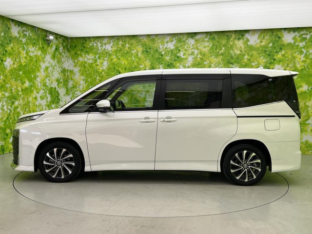 ヴォクシー1.8 ハイブリッド S-Z