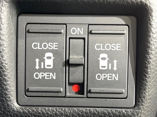 �y�����p���[�X���C�h�h�A�z�X�}�[�g�L�[��^�]�Ȃ̃X�C�b�`�Ō�ȗ����X���C�h�h�A�̊J���\���d��������͂����ăh�A���J����K�v�������A�����Ȃ��q�l�ł��ȒP�ɊJ���߂ł����K�ł���