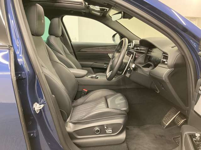 グレカーレモデナ 4WD