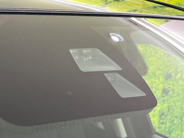 �y�X�}�[�g�V�e�B�u���[�L�T�|�[�g�z�ᑬ���s���ɑO���̎ԗ�����F�����A�Փ˂������Ȏ��͌x��ƃu���[�L�ŏՓˉ���Ɣ�Q�y�����A�V�X�g�B�����S�Ƀh���C�u�����y���݂��������܂��B