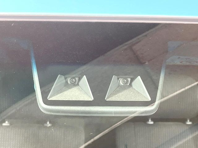 �y�X�}�[�g�A�V�X�g�z���s���ɑO���̎ԗ�����F�����A�Փ˂������Ȏ��͌x��ƃu���[�L�ŏՓˉ���Ɣ�Q�y�����A�V�X�g�B�����S�Ƀh���C�u�����y���݂��������܂��B