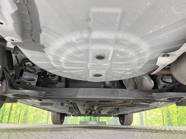 下回りがきれいなうちに、防錆加工の施工がオススメ。降雪地域はもちろん、沿岸部にお住いの方や、趣味でマリン・ウィンタースポーツをされる方にご好評いただいております。