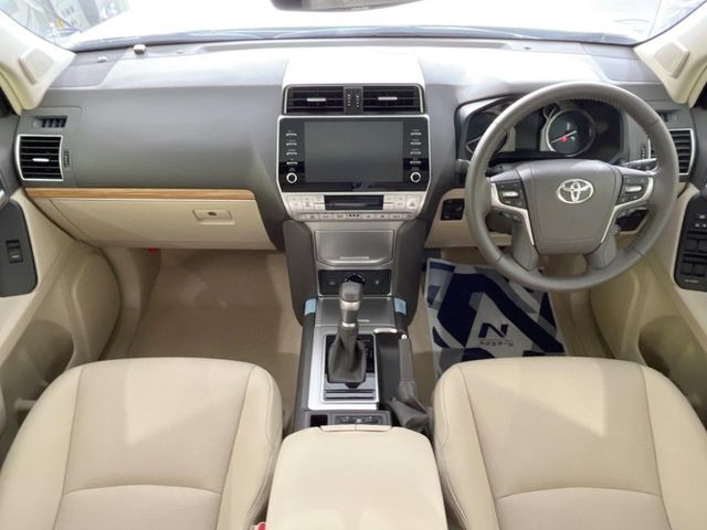 グループ総在庫数約30,000台!!全国の系列店からメーカー・車種問わずご紹介出来るので、あなたにピッタリのお車が見つかるはずです♪まずはお問い合わせ下さい☆