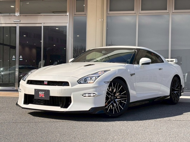 GT-R3.8 ブラックエディション 4WD
