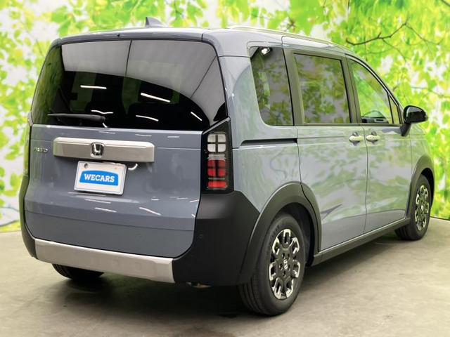 フリード1.5 クロスター