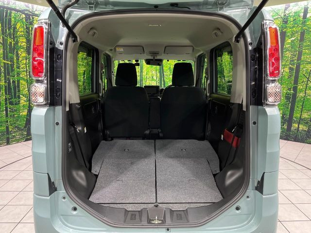 ���i�̂���������ʋ΁A���}���ɏ\���ȉ׎��X�y�[�X���m�ۂ��Ă���܂��B�Z�J���h�V�[�g��|���ƁA�傫�ȉו��̐ύڂ��\�ł���