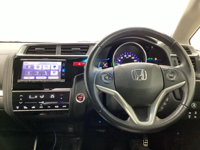 フィット1.5 ハイブリッド Lパッケージ