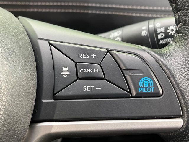 �y�v���p�C���b�g�z�������H�ł̒��������s���y��!!�a�؎��Ə��񑖍s�̃V�[���ŁA�A�N�Z���E�u���[�L�E�X�e�A�����O�������Ő��䂵�A�������^�]�̕��S���y�����Ă���܂���