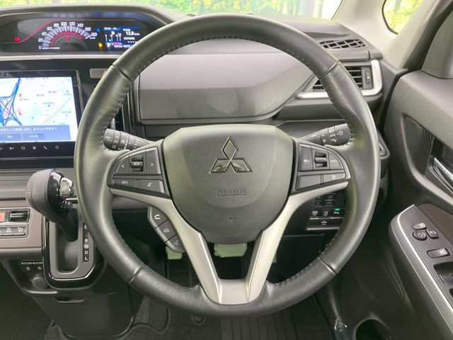 �y�����v�����X�e�A�����O�z�㎿�Ȋv���g�p���邱�ƂŁA��ɂ����������݂ƂĂ��^�]���₷���n���h���ł���