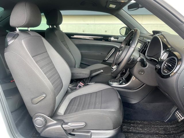 ���O��:�������Ƃ����h���C�o�[�X�y�[�X�ŁA�����Ԃ̉^�]�ł����K�ɂ��߂������������܂��B