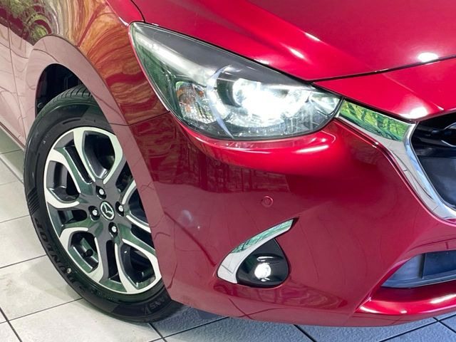 �yLED�w�b�h���C�g�z���V����ԑ��s�����ǍD�Ȏ��E���m�ۂ����S���ĉ^�]�ł��鍂�P�xLED�w�b�h���C�g�𑕔�!�_�����x�������A����d�͂��}�����Ă��܂��B