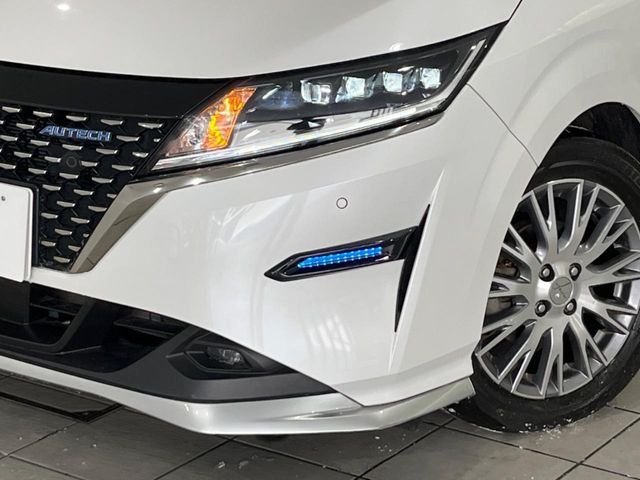 �yLED�w�b�h���C�g�z���V����ԑ��s�����ǍD�Ȏ��E���m�ۂ����S���ĉ^�]�ł��鍂�P�xLED�w�b�h���C�g�𑕔�!�_�����x�������A����d�͂��}�����Ă��܂��B