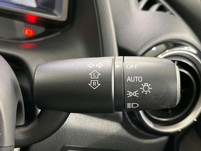 �y�I�[�g���C�g�z����̖��邳�ɉ����Ď����Ńw�b�h���C�g�̓_���E�������ł���@�\�ł�!���C�g�̕t���Y��E�����Y��Ȃǂ������Ȃ�A�J�̓���[���̑��s�����S!�g���l���ʉߎ����֗��ł��ˁ�