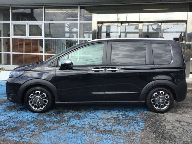 フリード1.5 クロスター