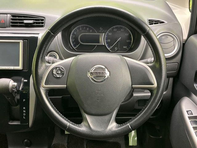 �y�X�e�A�����O�X�C�b�`�z�^�]���A�O������ڐ������炷���ƂȂ��A�I�[�f�B�I���̑��삪�\�ȕ֗��@�\!���S&���K�ȃh���C�u�����o���Ă���܂���