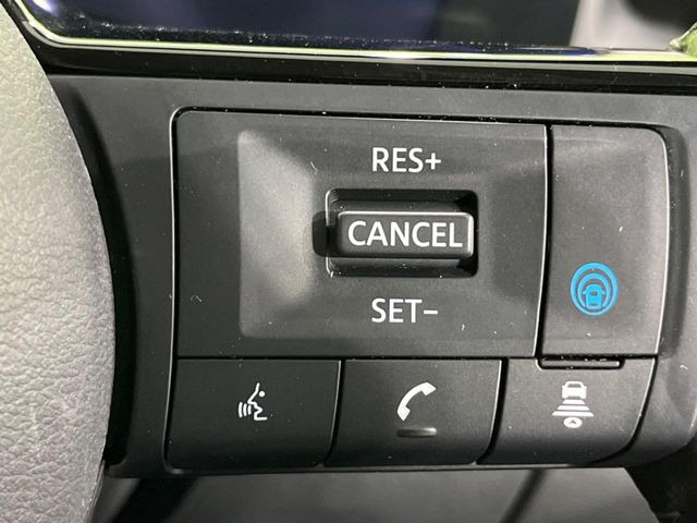 �y�v���p�C���b�g�z�������H�ł̒��������s���y��!!�a�؎��Ə��񑖍s�̃V�[���ŁA�A�N�Z���E�u���[�L�E�X�e�A�����O�������Ő��䂵�A�������^�]�̕��S���y�����Ă���܂���