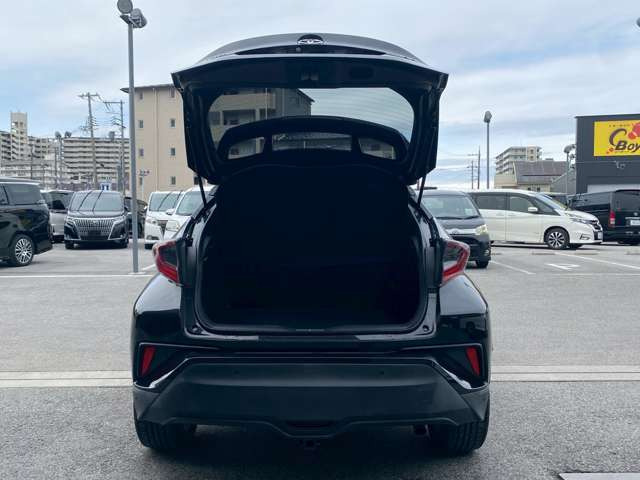 �F���C���^�[���炨�Ԃ�3���ƃA�N�Z�X�֗�!�߂��ɂ͗L���ό��n�̕F���������܂��̂ŁA�ό��ƍ��킹�Ă̂����X���ǂ��ł��ˁ􊈋C���鎩���̃X�^�b�t�����q�l�̂����X�����҂����Ă���܂�!