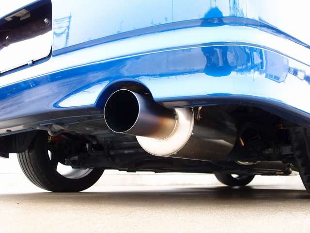 MOMO�X�e�A�����O/RECARO�V�[�g��r/�O��h�����R/Marksman�L�[���X/�ЊO���W�G�[�^�[/�v�b�V���X�^�[�g/���[�_�[�T�m�@/VTEC�G���W��/�l�C�̃A�[�N�e�B�b�N�u���[�p�[���O���F